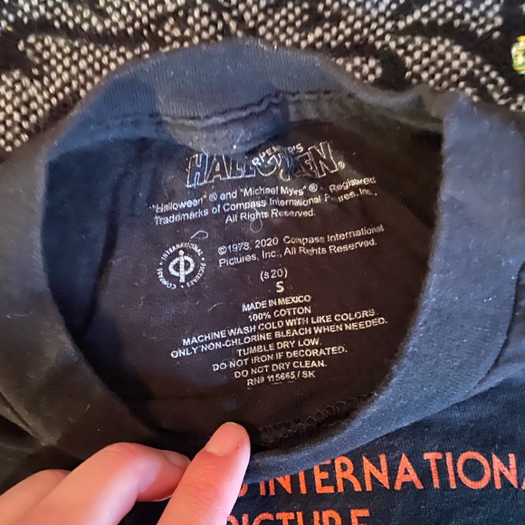 Michael Myers Graphic T-Shirt Size Small - Picture 2 of 4